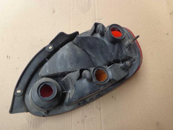 FEU ARRIERE GAUCHE DAEWOO SANS PARTIE ELECTRIQUE - Vue 2